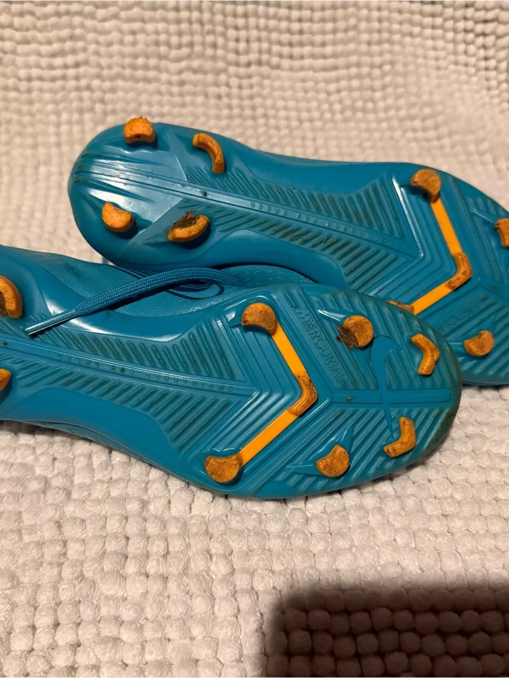 Nike Mercurial Athletic Cleats - Vibrant Teal Soccer/Football Shoes
